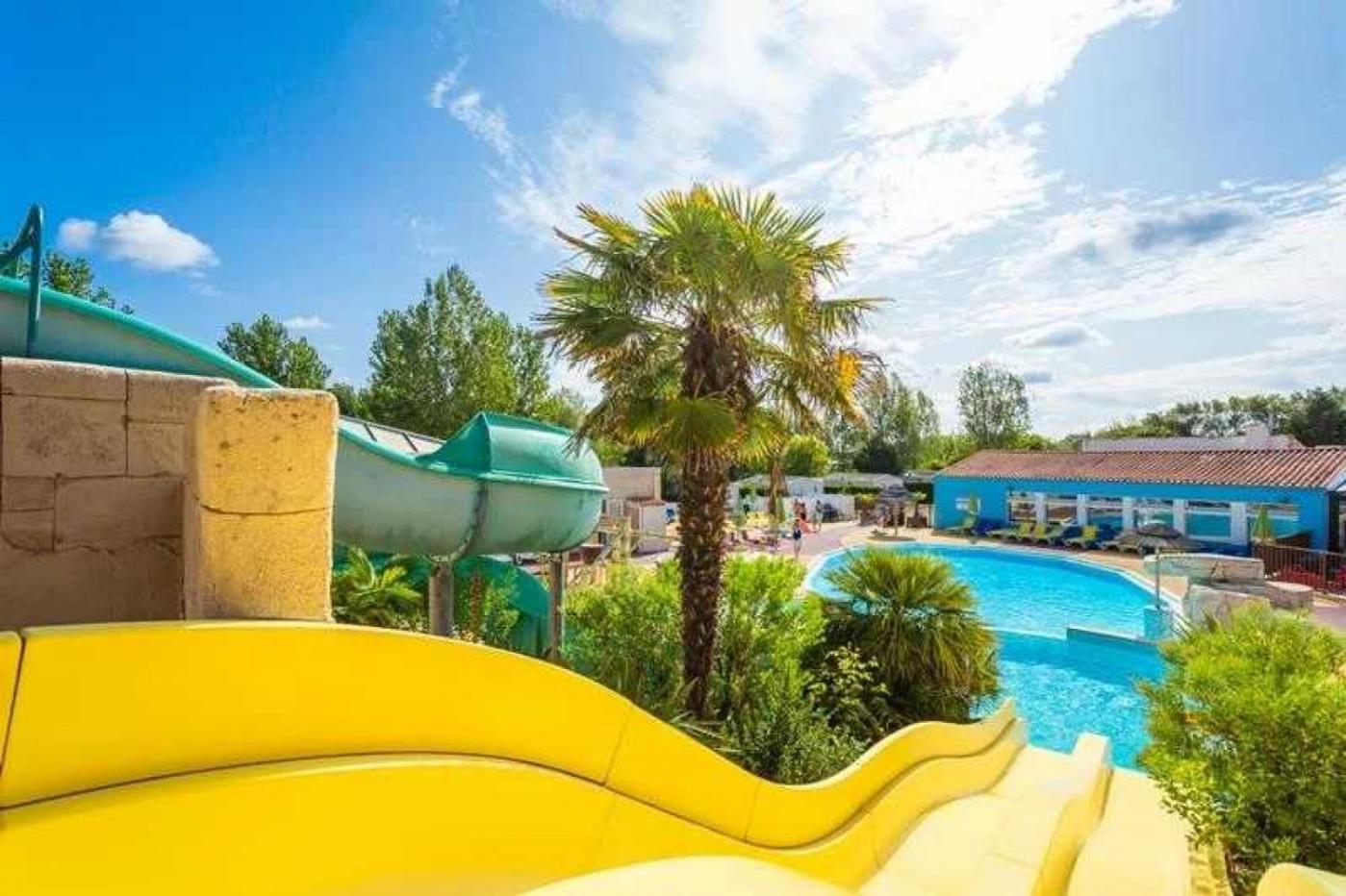 Campsite 4 Etoiles - Piscine - Efceih L'Ile-d'Olonne