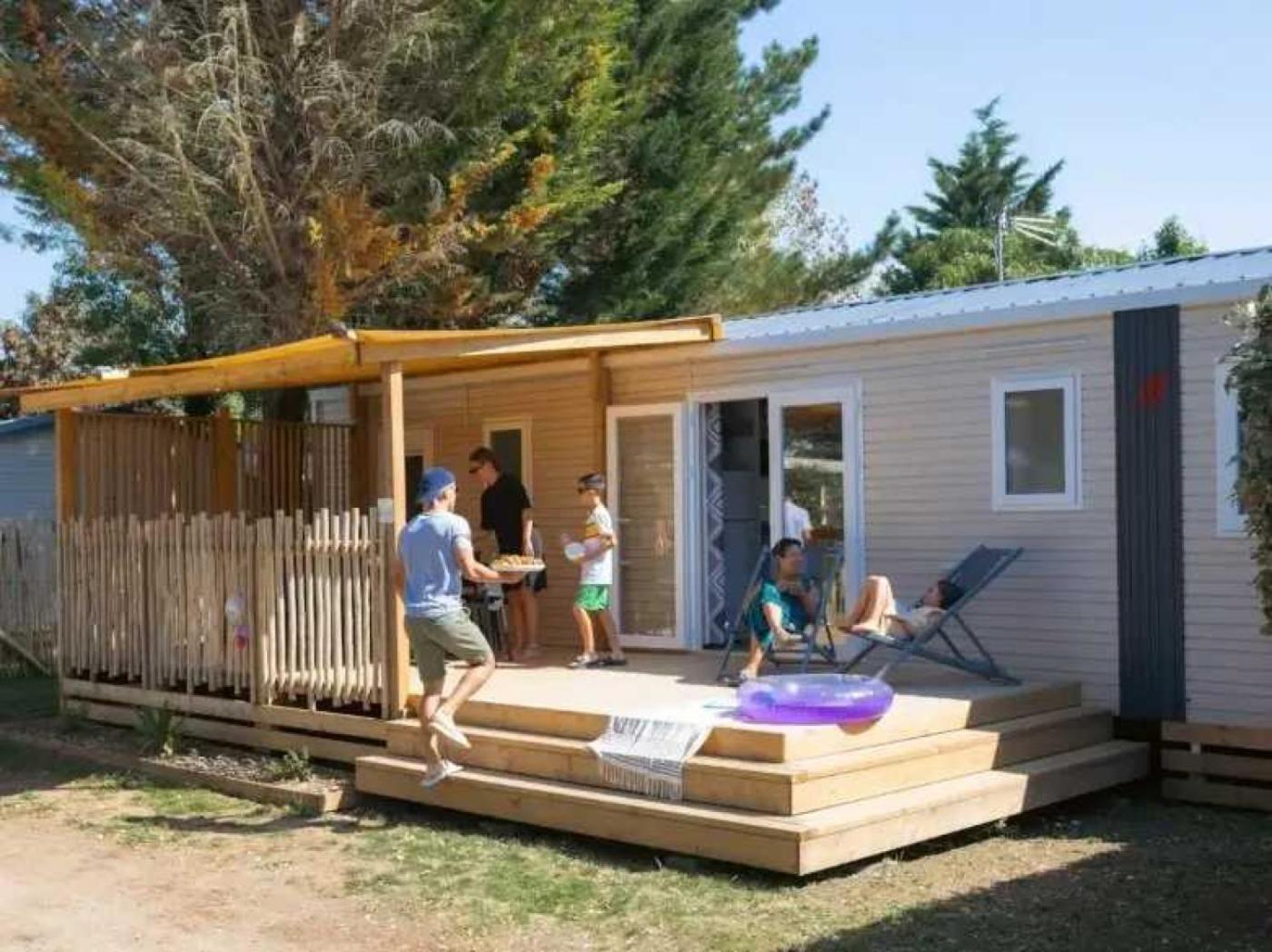 Campsite 4 Etoiles - Piscine - Efceih