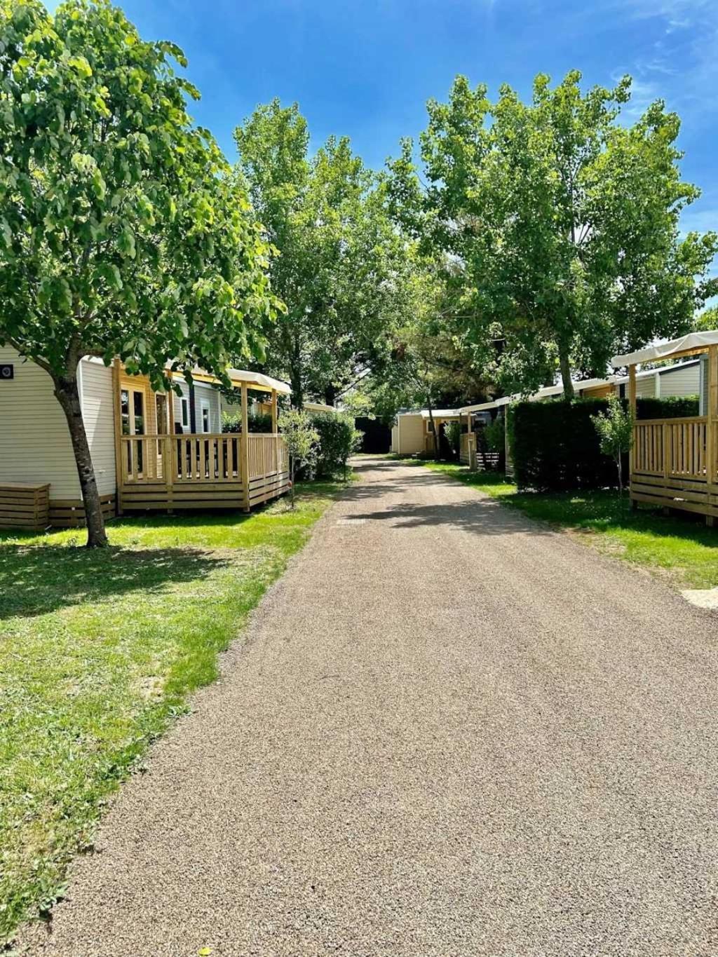 4 Etoiles - Piscine - Efceih Campsite *